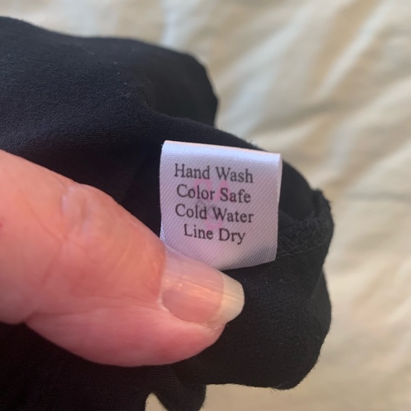 Black strapless smocked flowy top. Size medium. - Picture 13 of 13